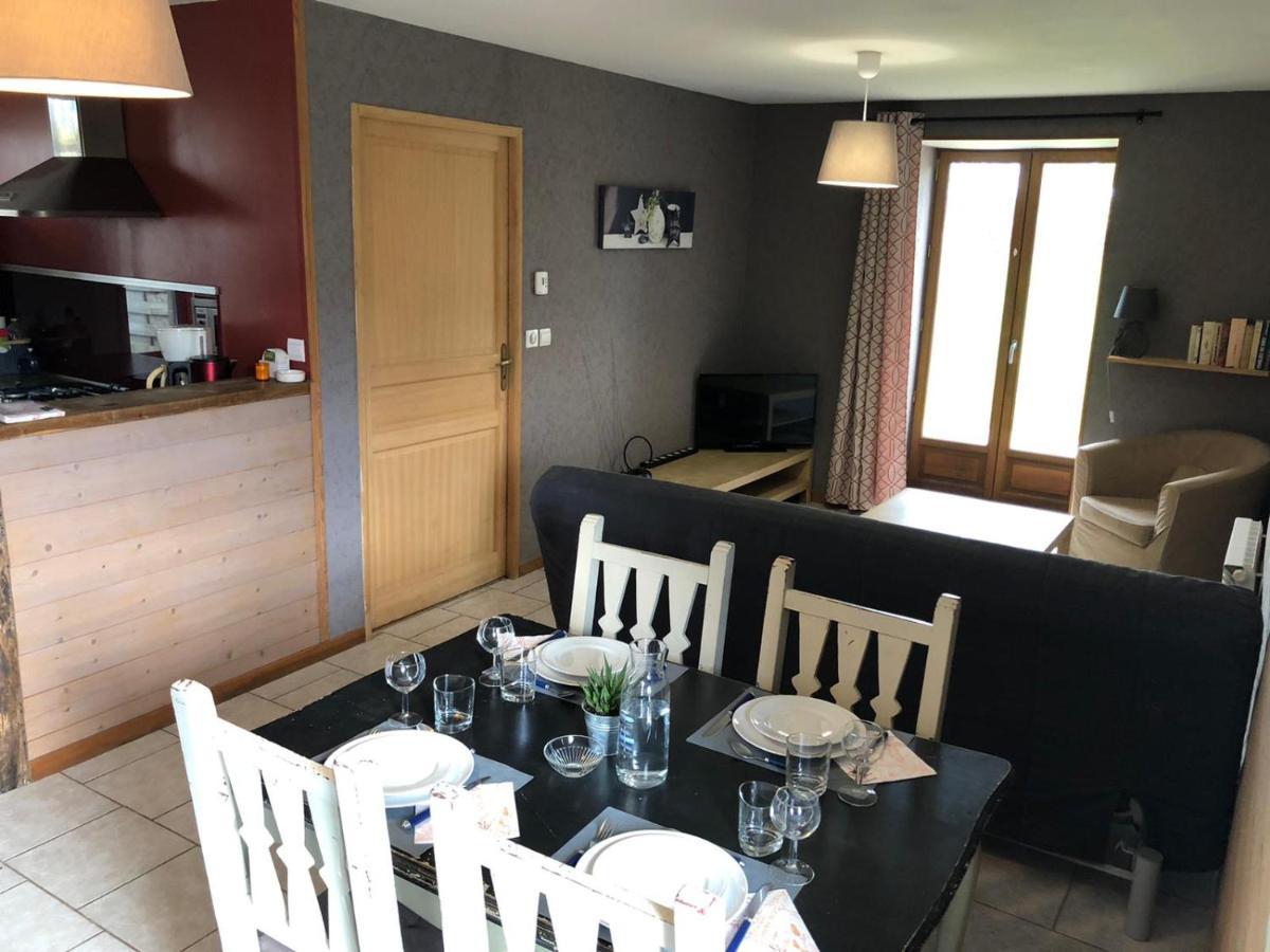 Gites De La Touche Aux Pourvoirs Combourg Bagian luar foto