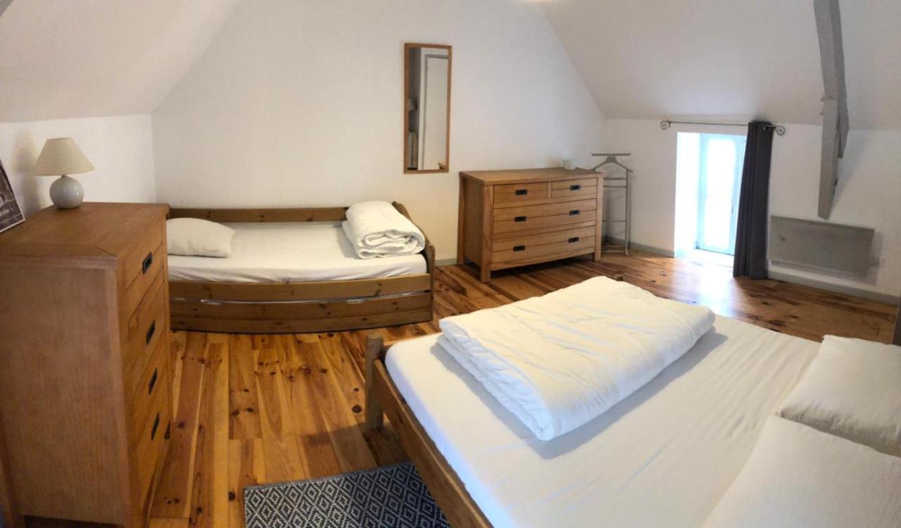 Gites De La Touche Aux Pourvoirs Combourg Bagian luar foto