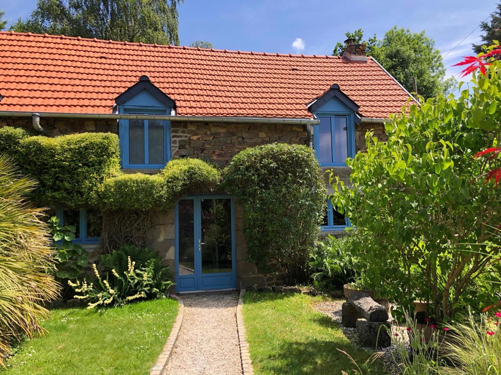 Gites De La Touche Aux Pourvoirs Combourg Bagian luar foto